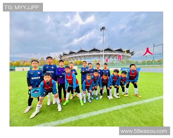 小将称号背后的足球明星成长之路与辉煌成就解析